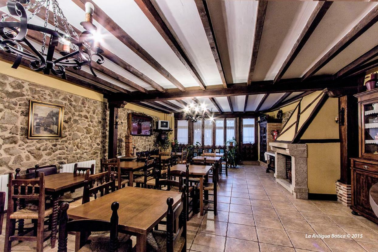 La Antigua Botica Guest House Pasaron ภายนอก รูปภาพ