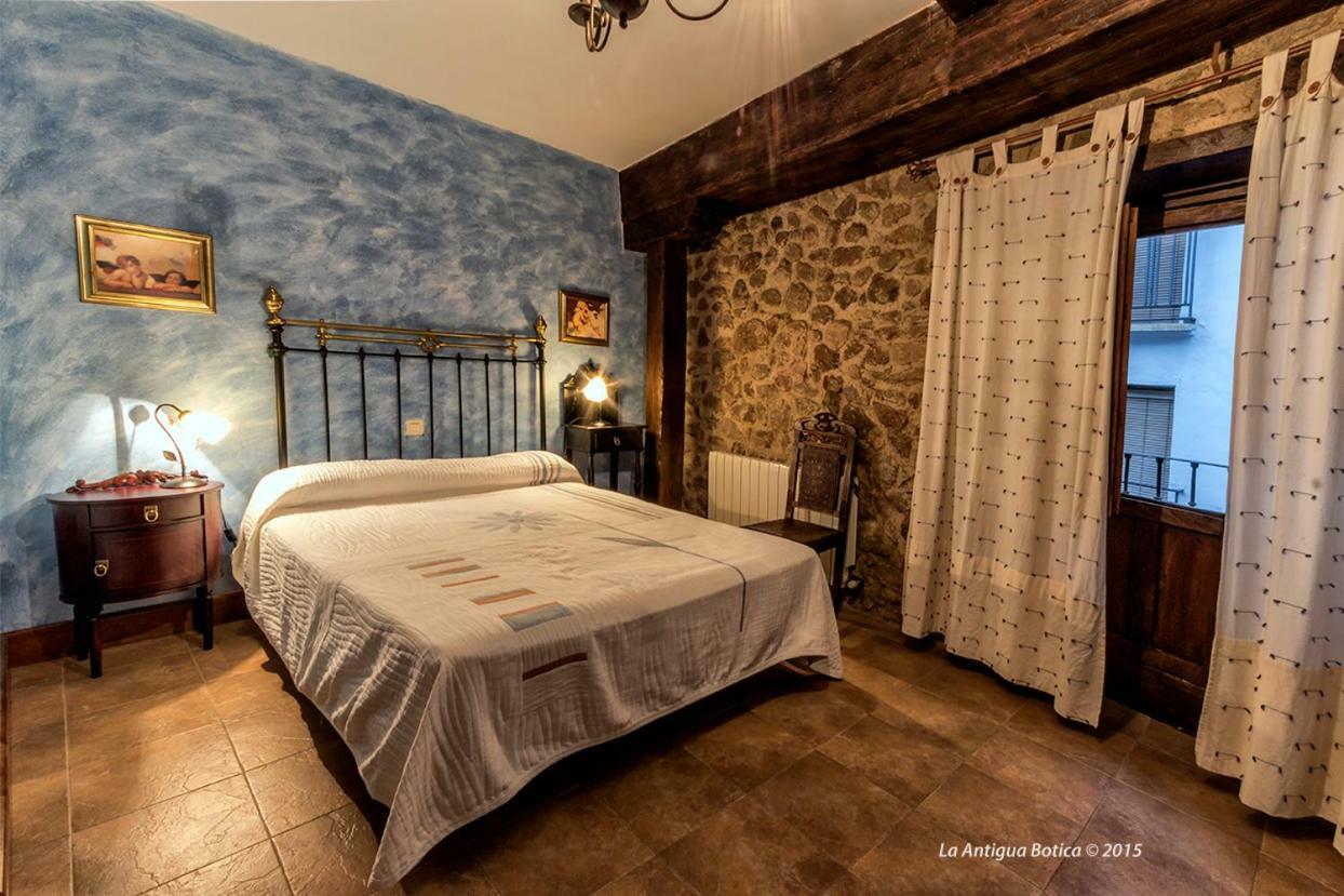 La Antigua Botica Guest House Pasaron ภายนอก รูปภาพ